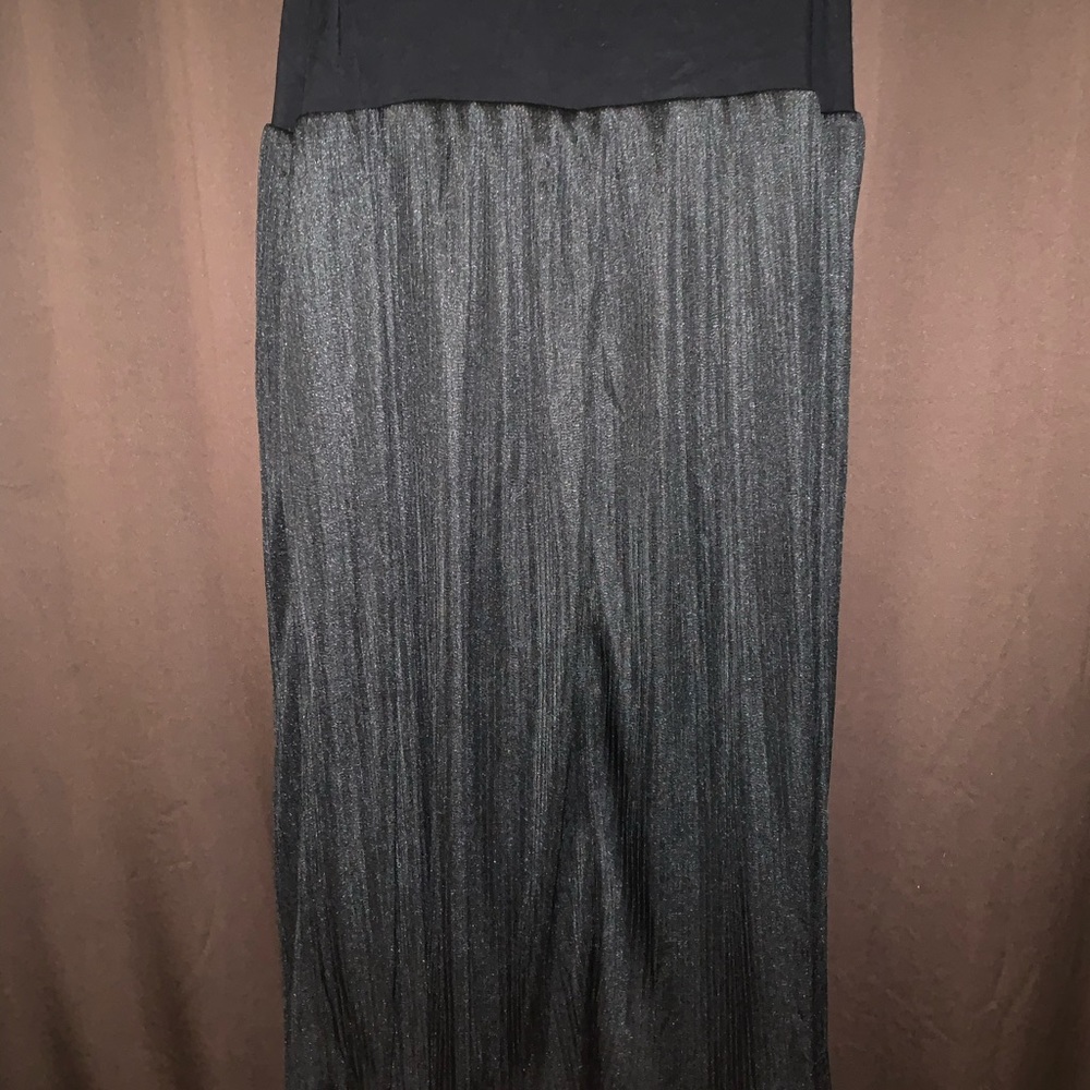 Blacks and grey flowy pants